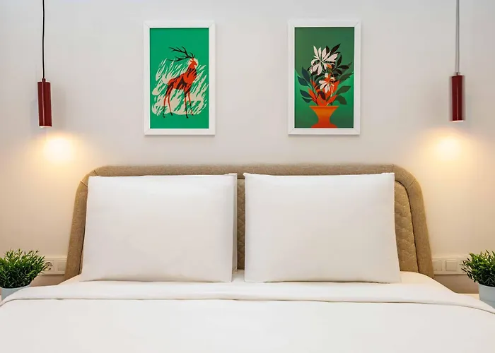 Monnas Suite